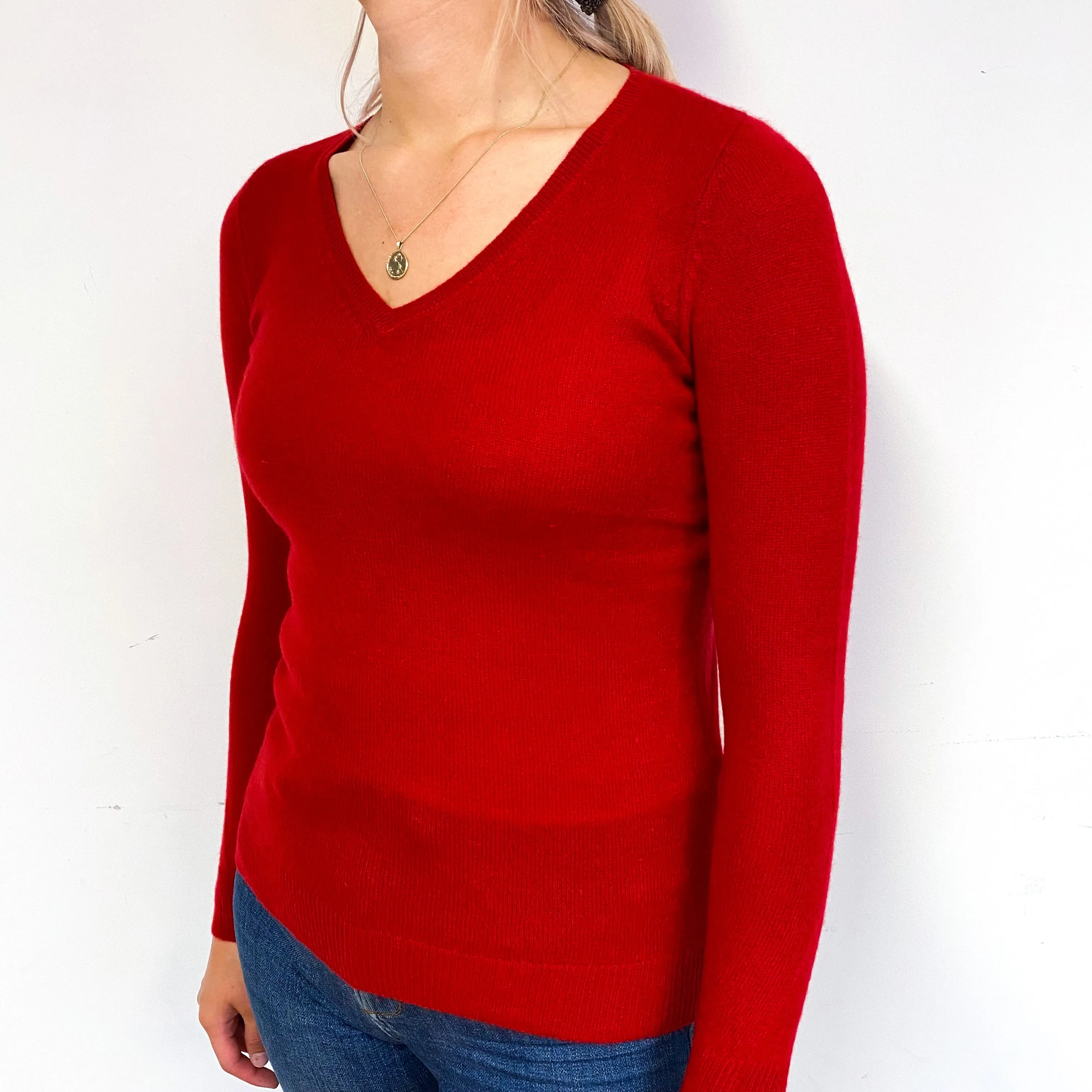 Berry Red Lightweight Cashmere V-Neck Jumper Small