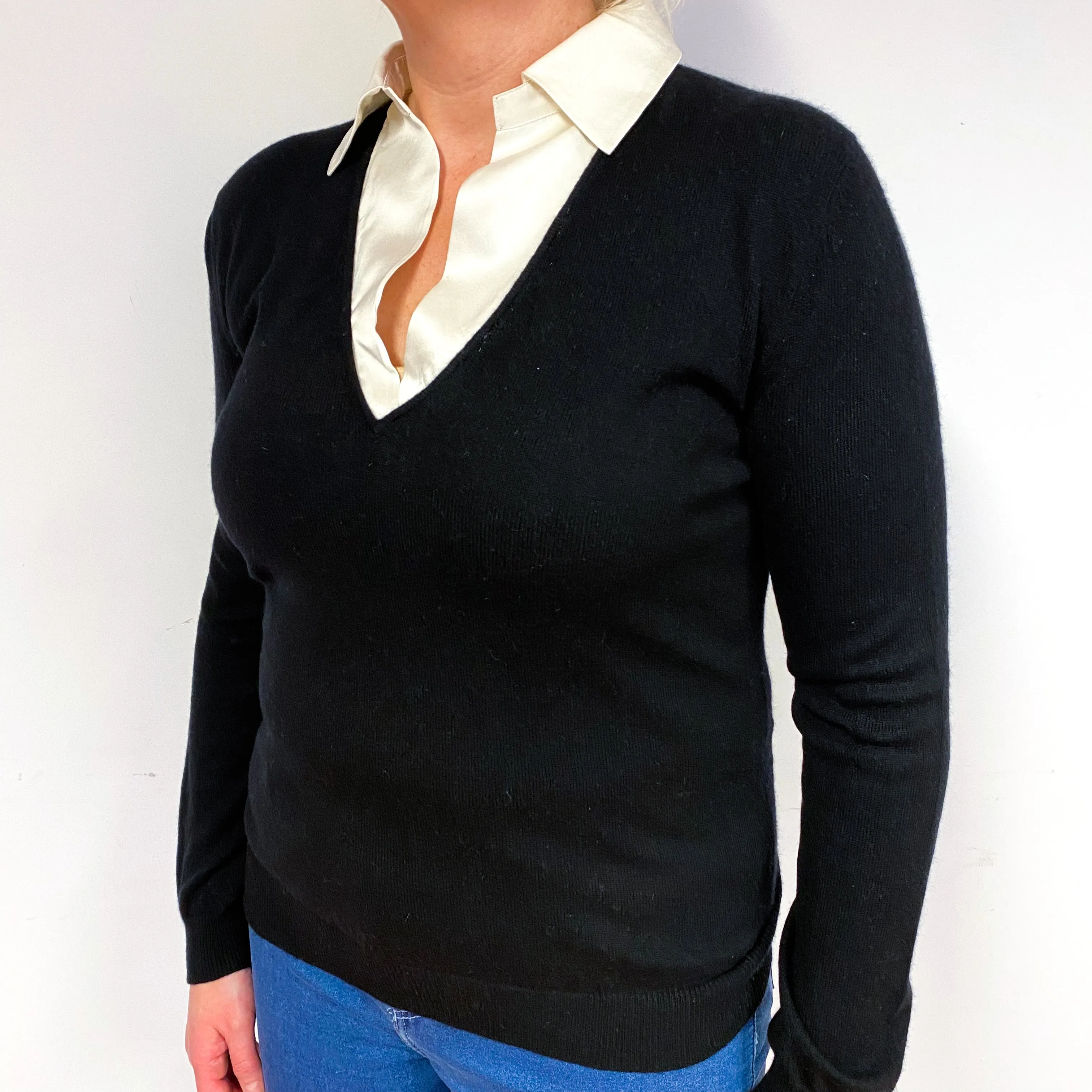 Black Silk Shirt Trim Cashmere V-Neck Jumper Large