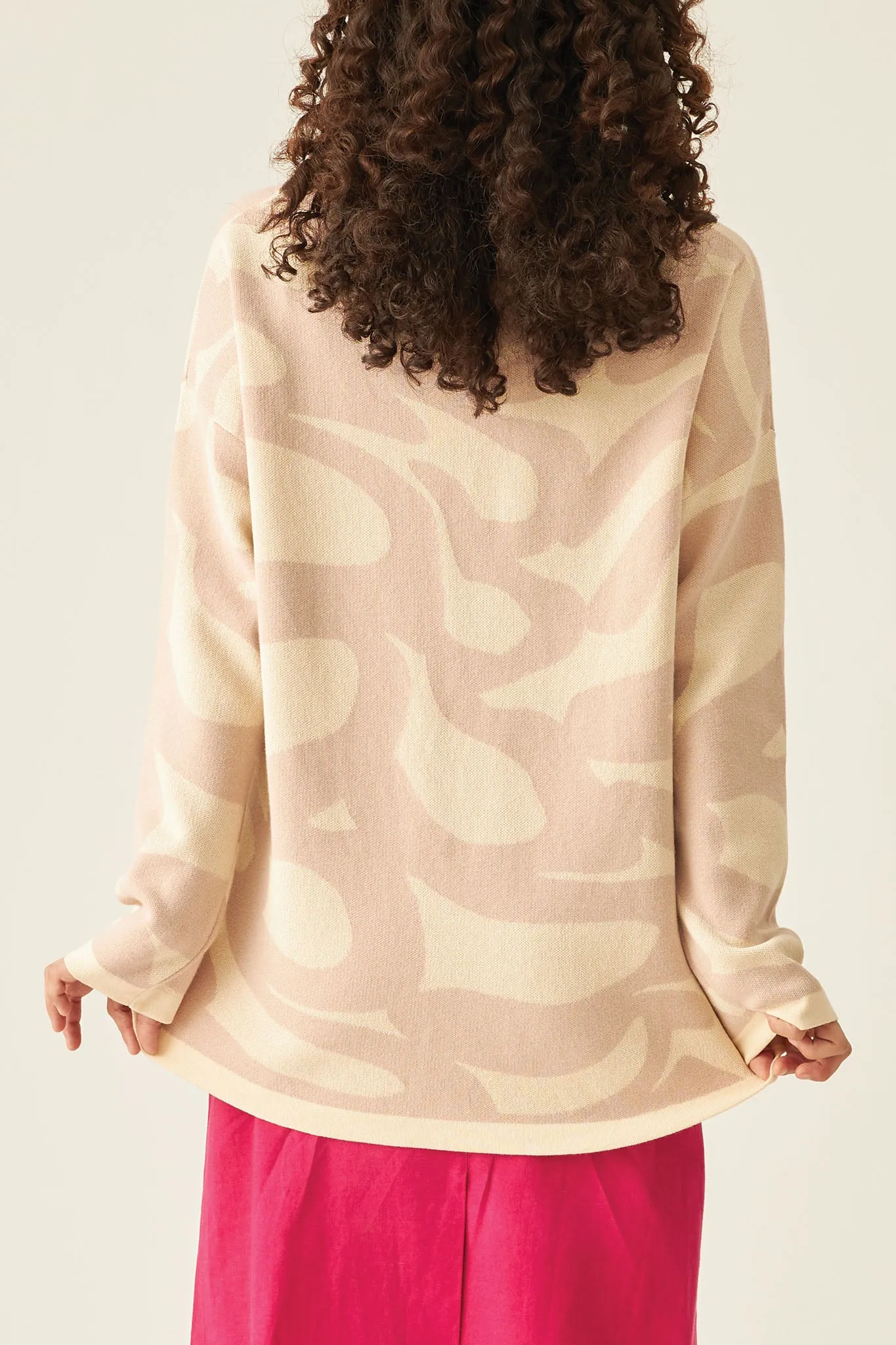 BRAZEN Pullover in Light Oat
