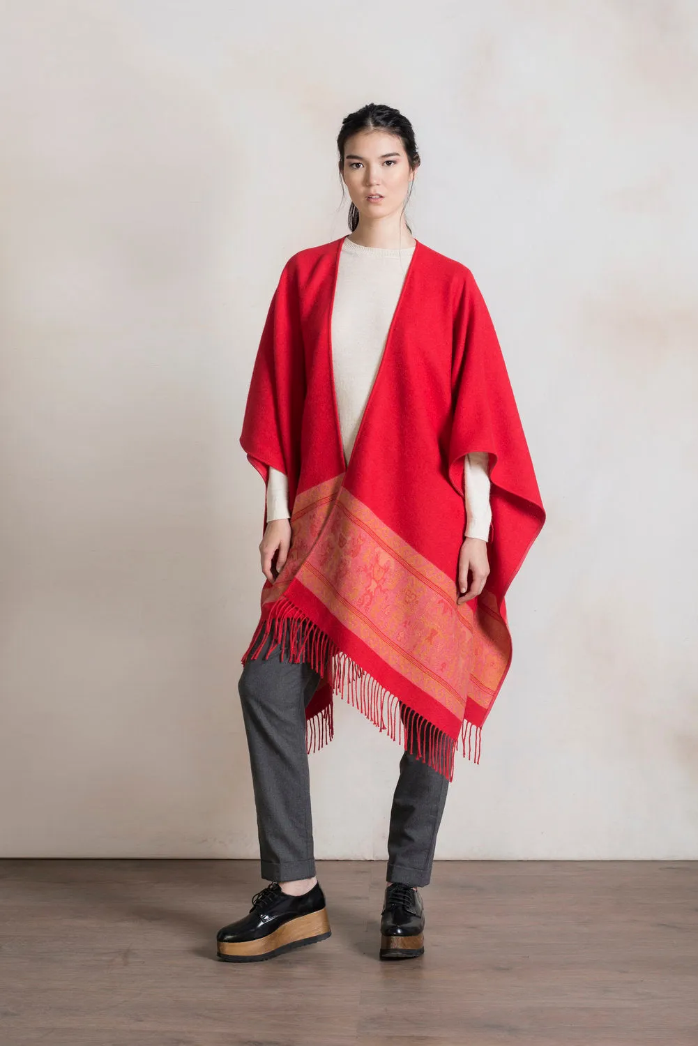 Chancay - 27 Cape Baby Alpaca Color Red