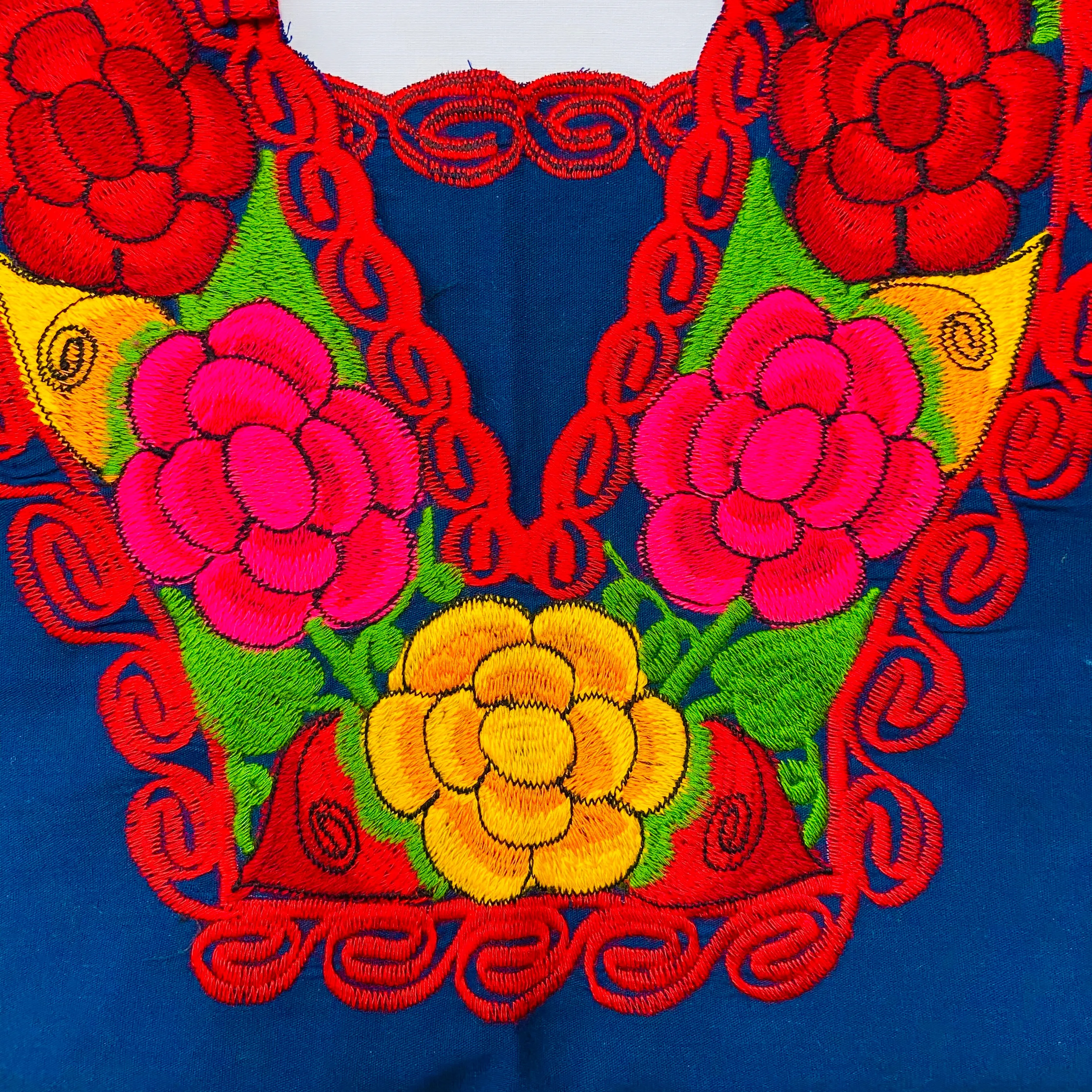 Chiapas Embroider Top- Plus Size