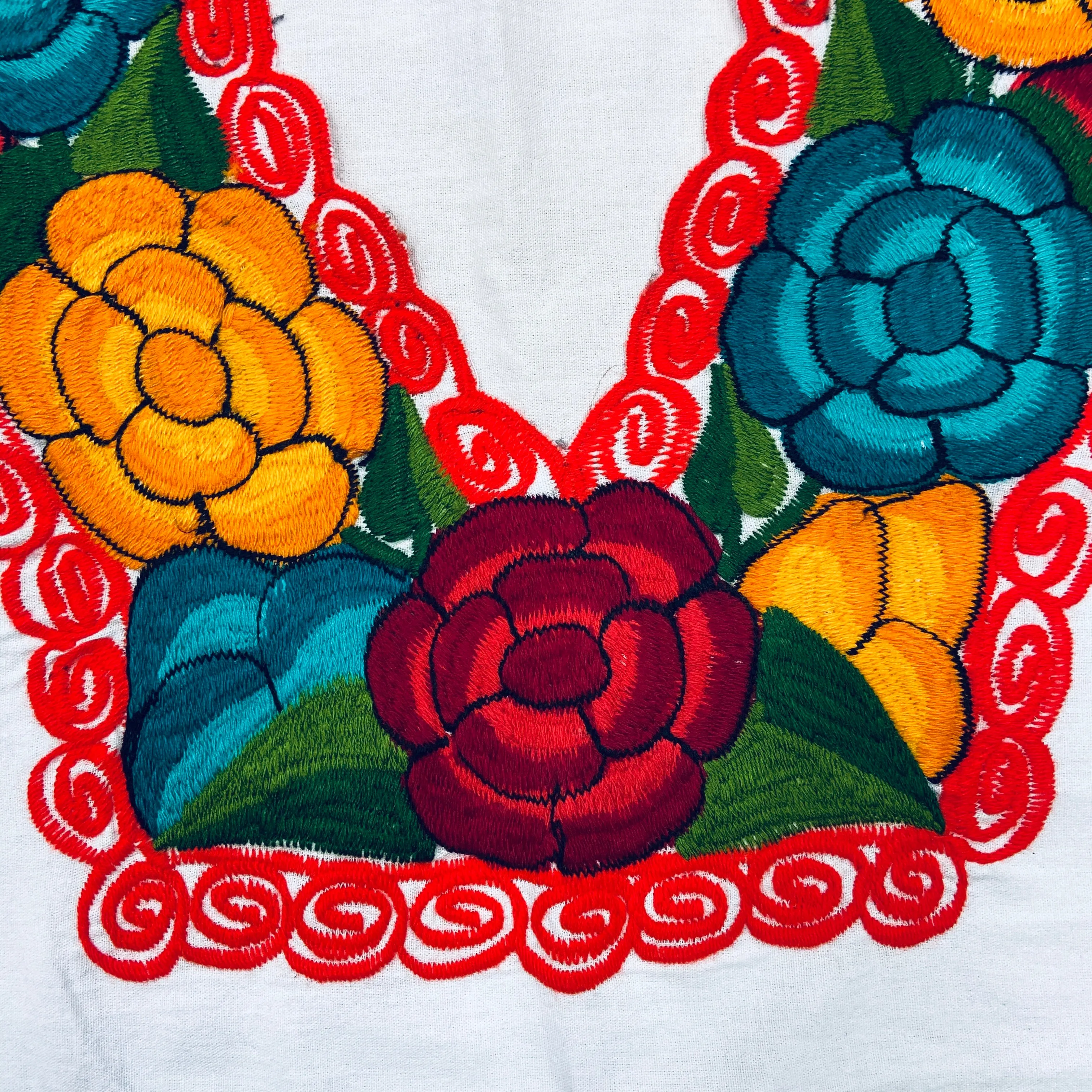 Chiapas Embroider Top- Plus Size