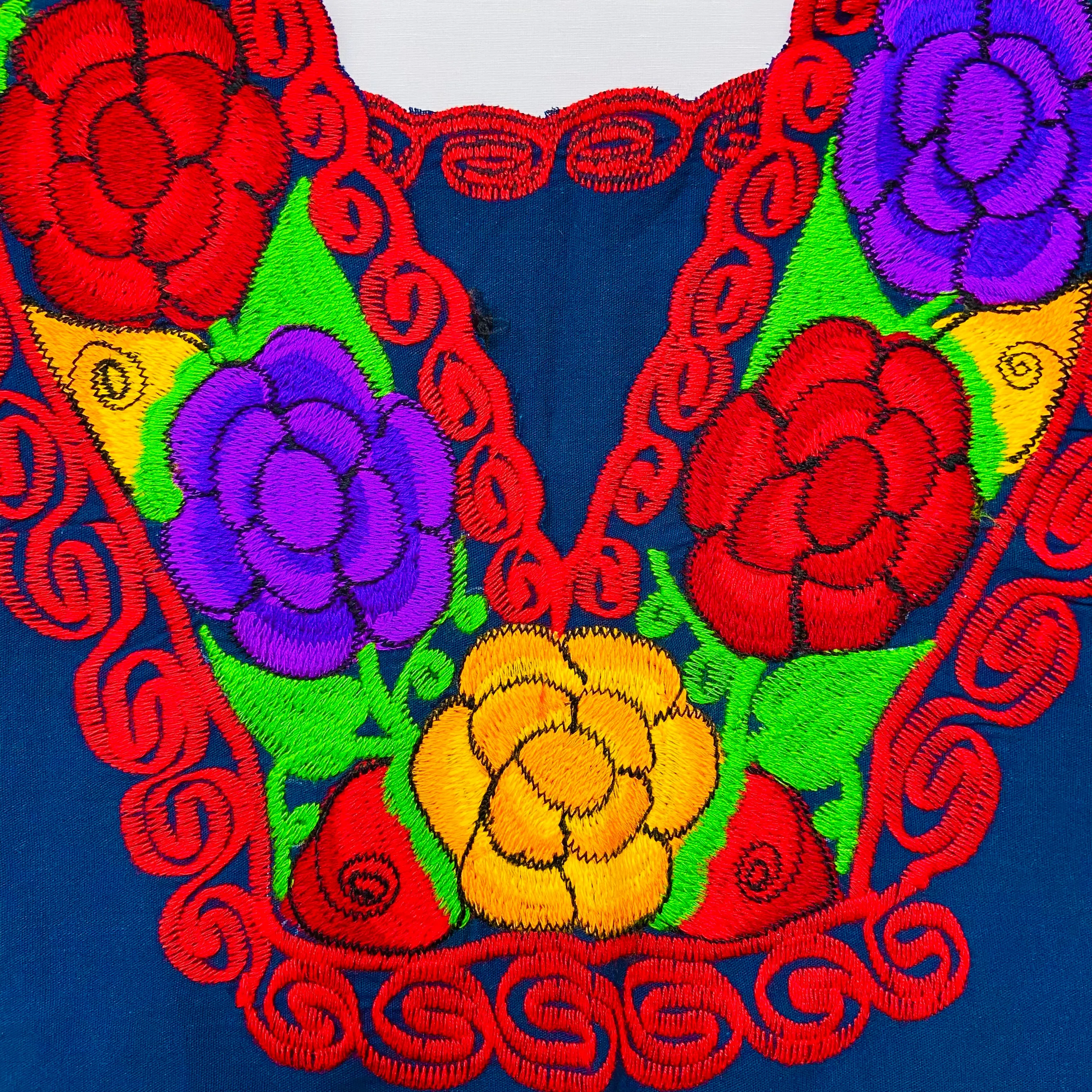 Chiapas Embroider Top- Plus Size