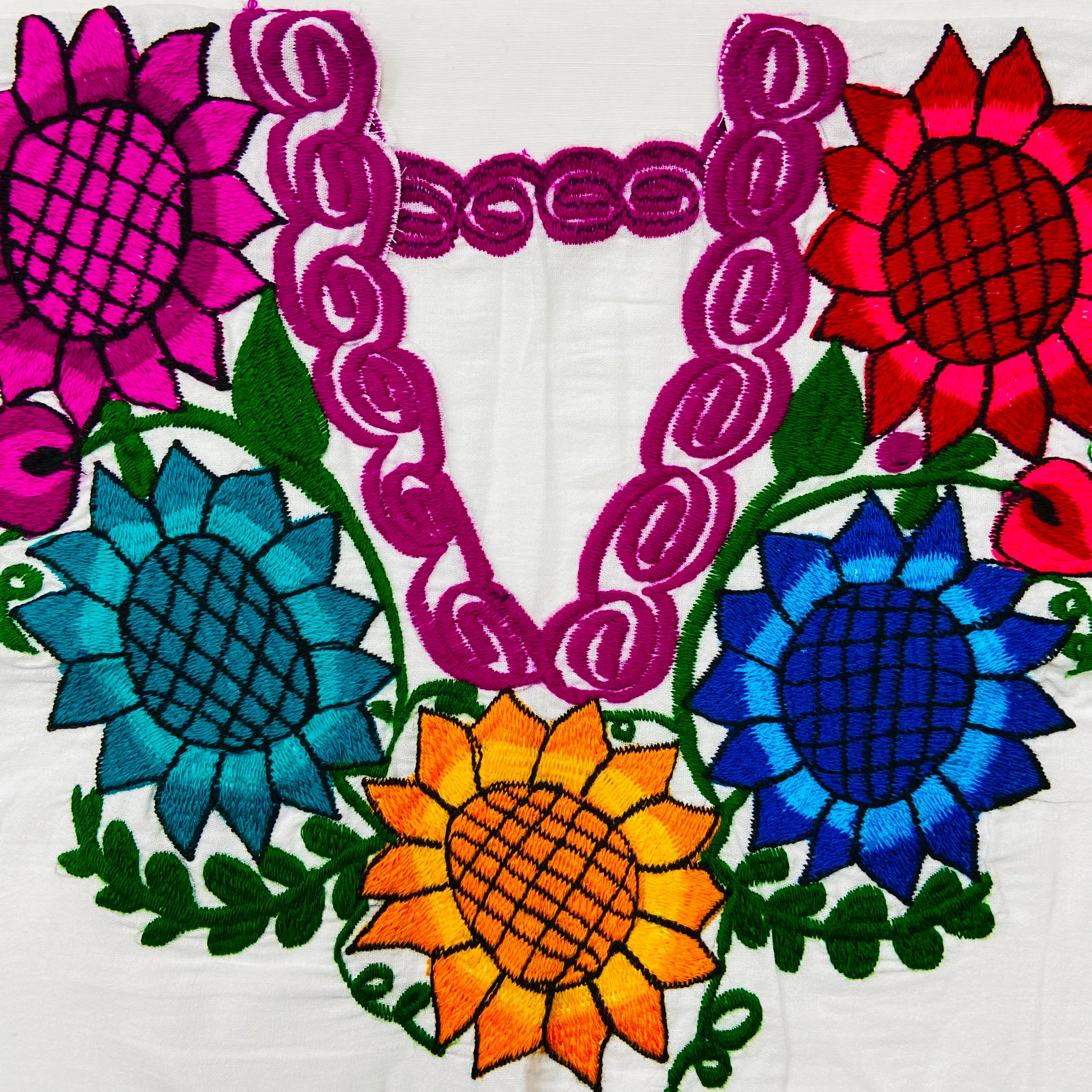 Chiapas Embroider Top- Plus Size