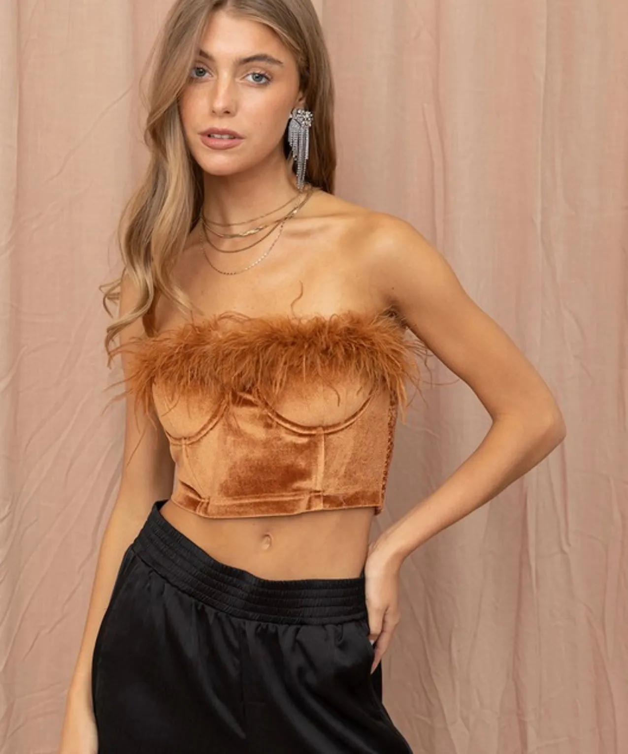 Corset velvet with feather