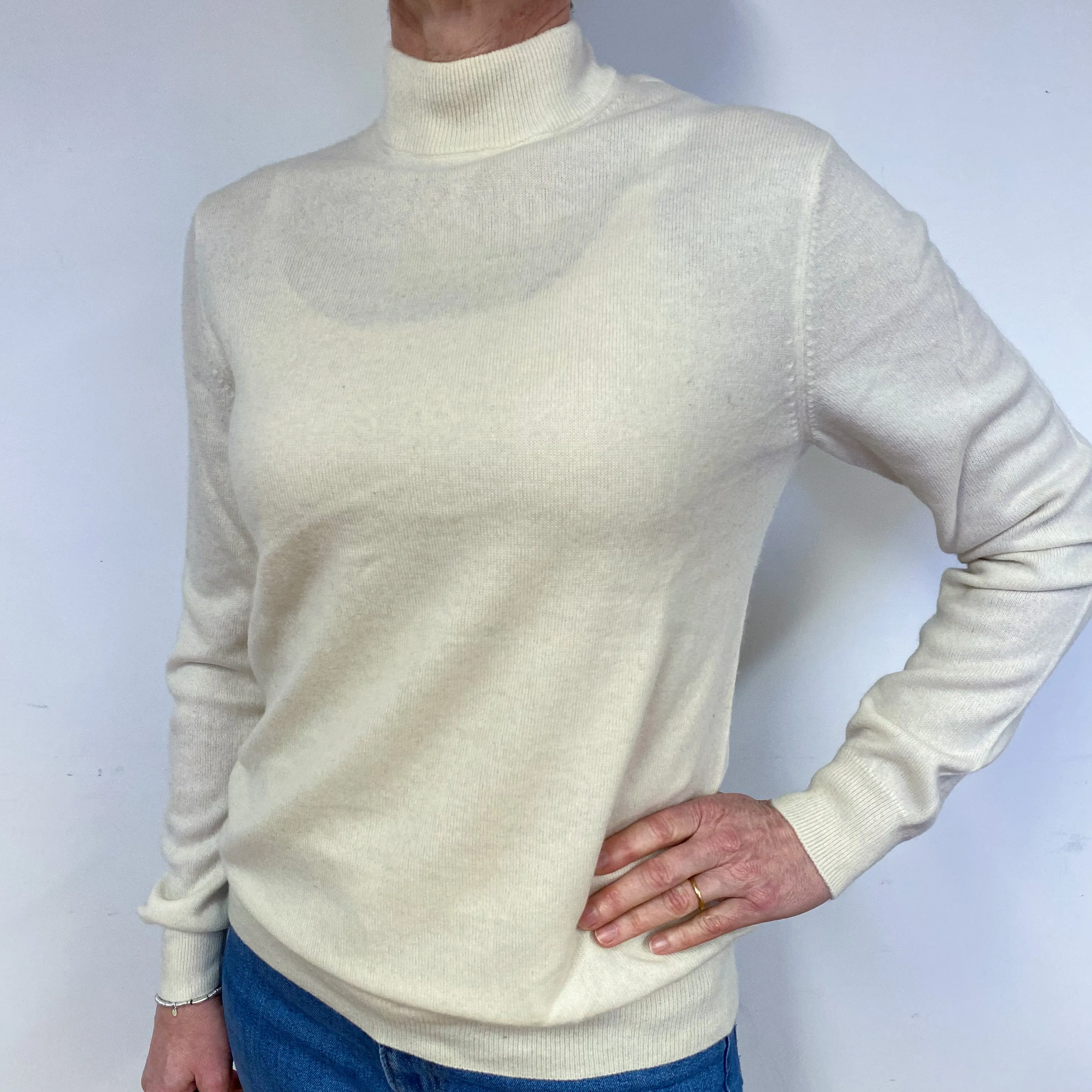 Cream Cashmere Turtle Neck Jumper Medium