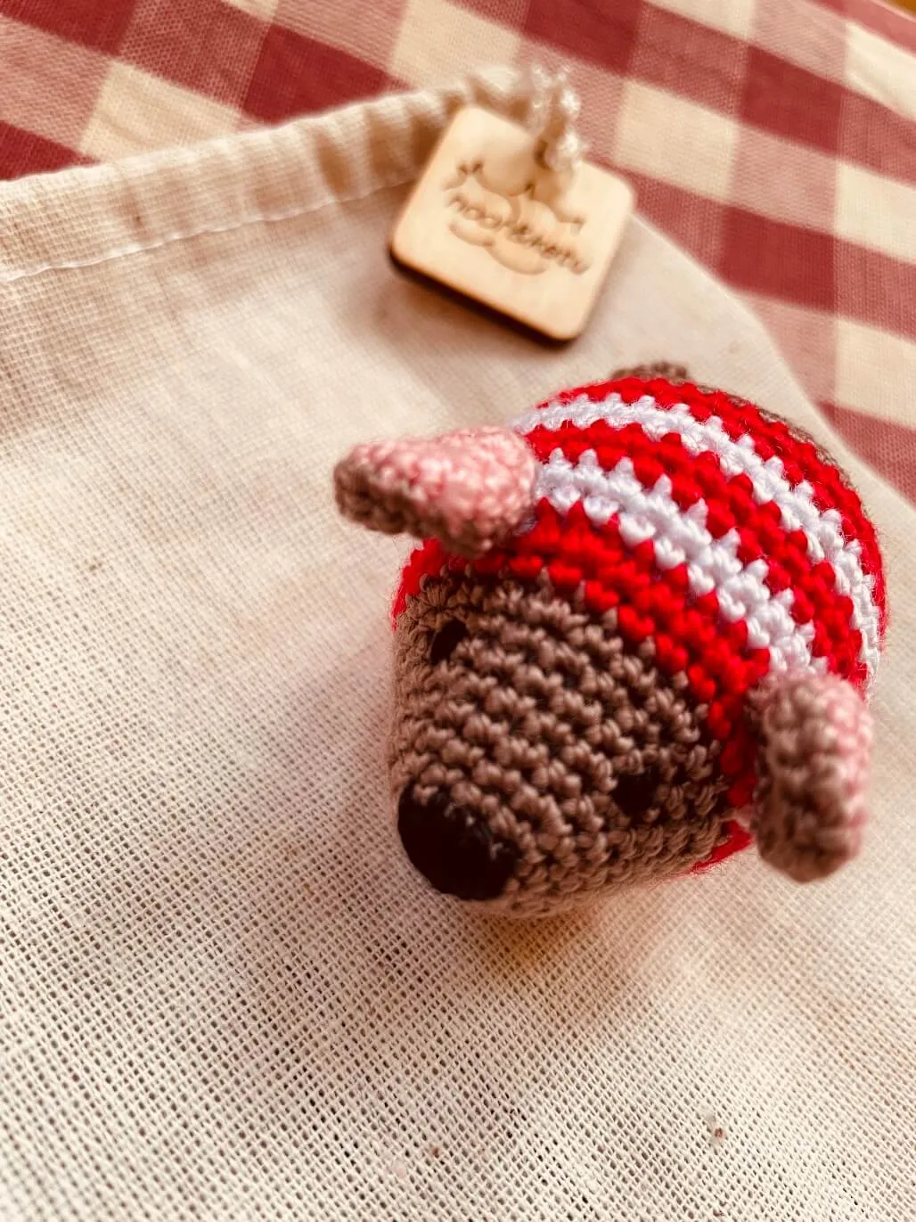 Crochet Catnip Mouse in Christmas Jumper, Cat Toy - 4 colours!