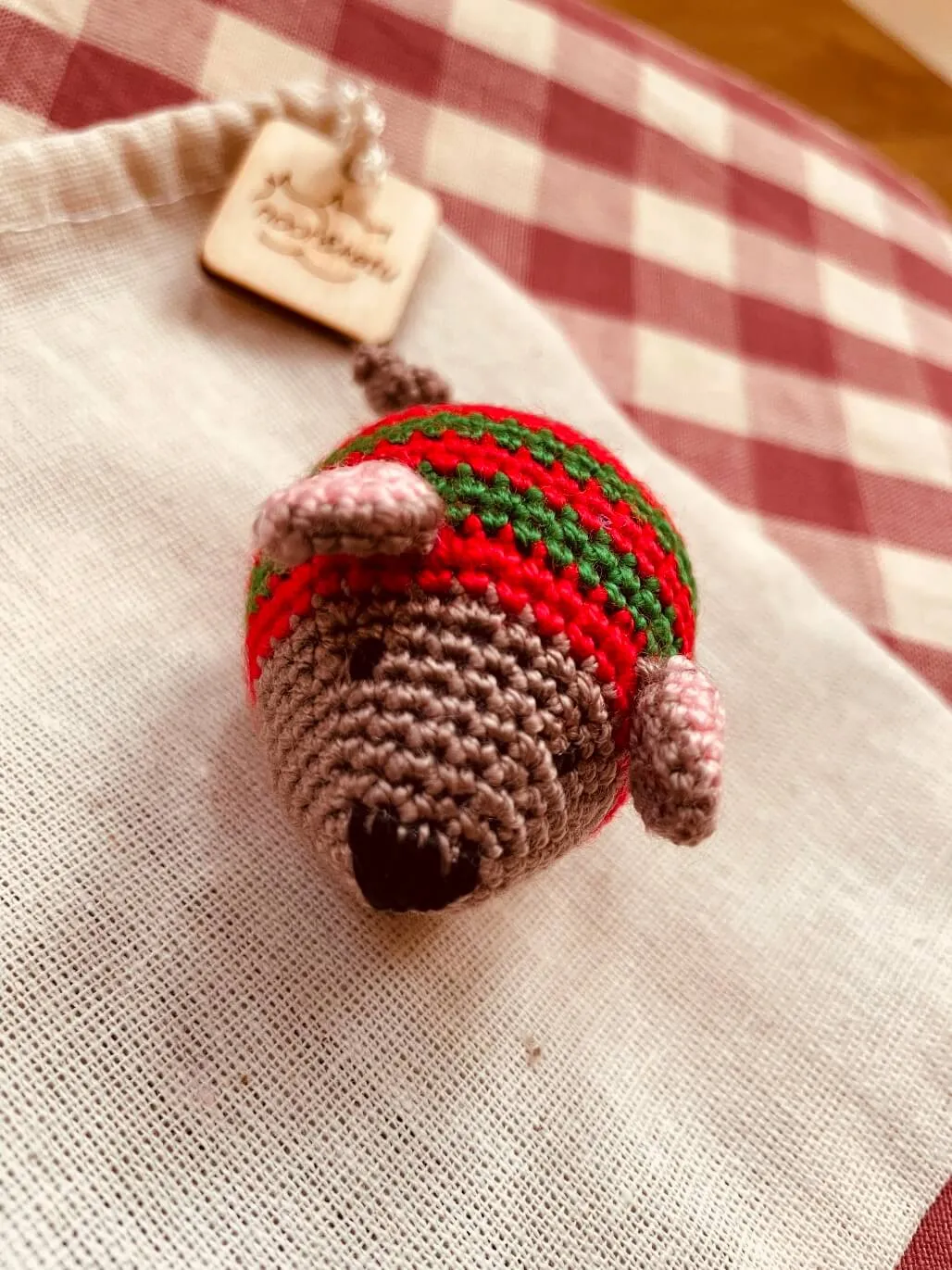 Crochet Catnip Mouse in Christmas Jumper, Cat Toy - 4 colours!
