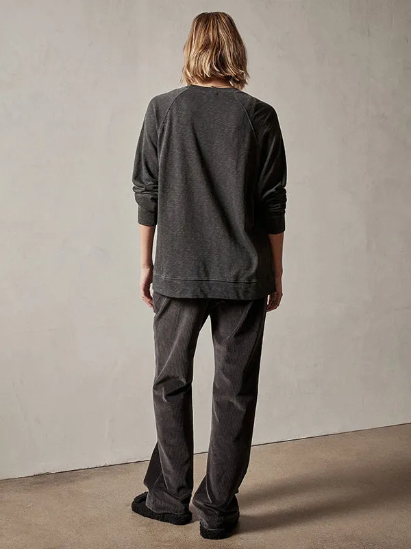 French Terry Relaxed Sweatshirt in Carbon Pigment