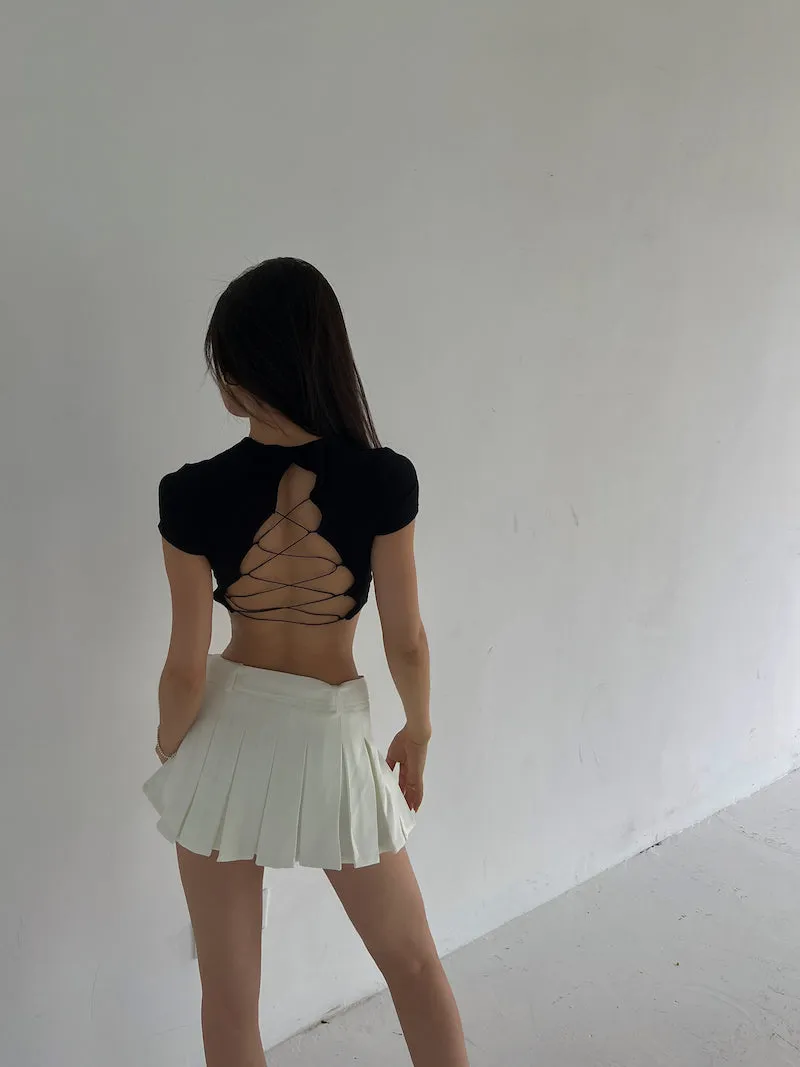 Julien Solid Color Slim Short Sleeve Backless Lace Up Cropped Top
