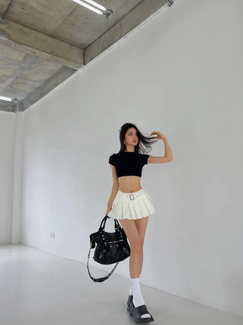Julien Solid Color Slim Short Sleeve Backless Lace Up Cropped Top
