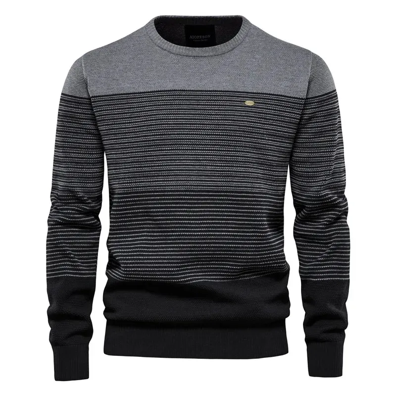 Multicoloured round neck men's sweater with modern stripe pattern