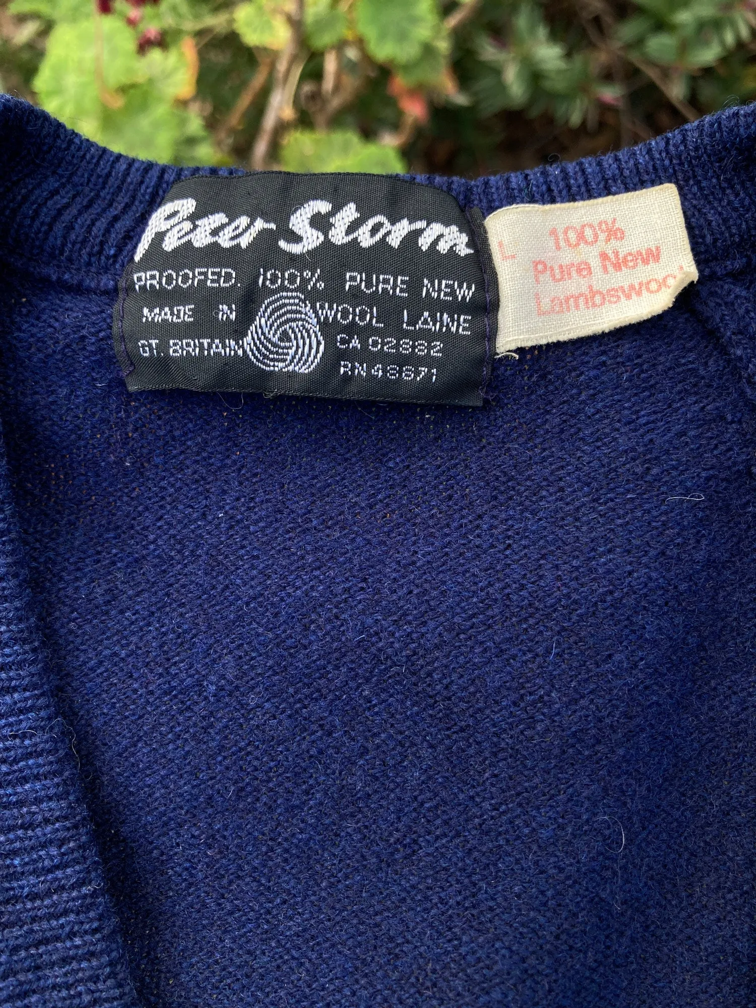 Peter Storm 1970s-80s navy proofed wool v neck neck jumper - L