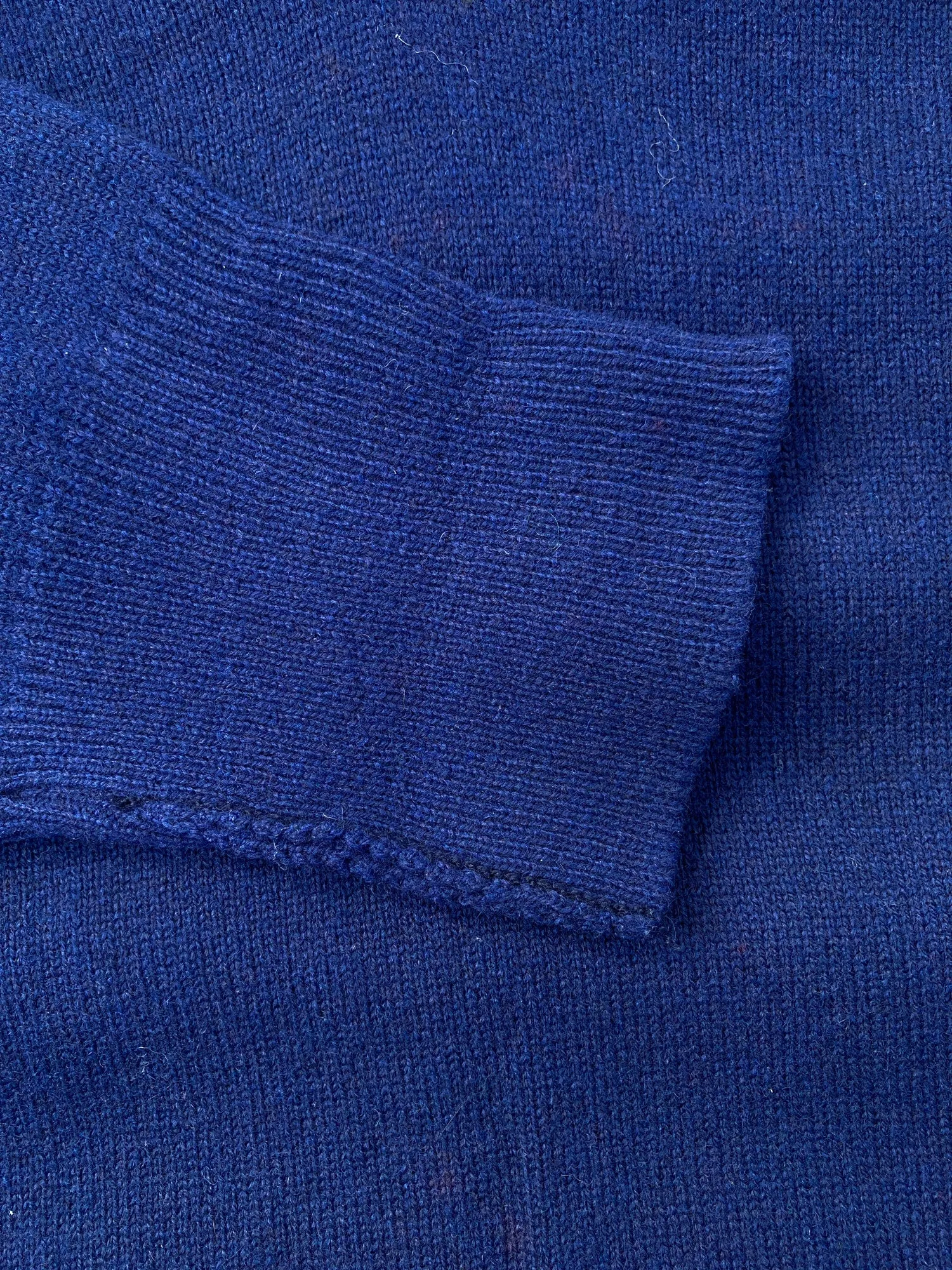 Peter Storm 1970s-80s navy proofed wool v neck neck jumper - L