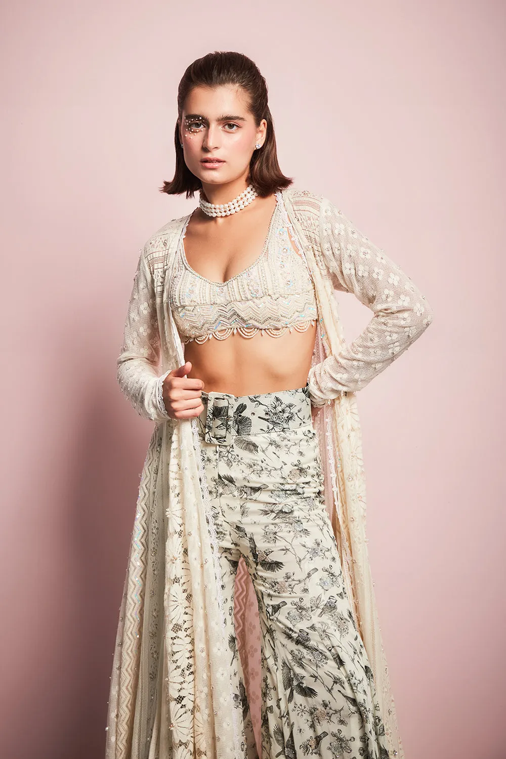 The Belissima Cape Set