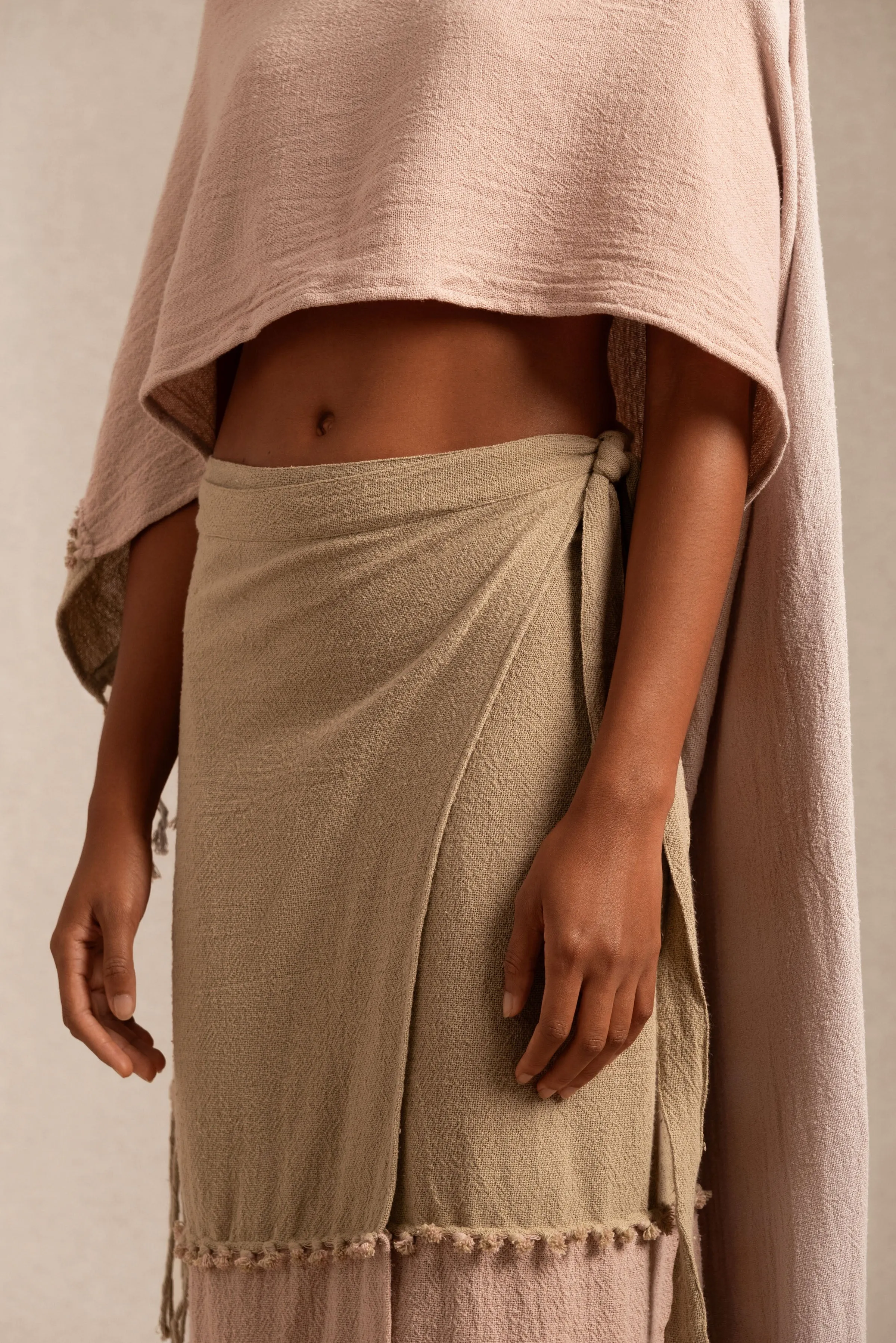 WANPU COTTON JUTE ANTIQUE ROSE / SEPIA TINT