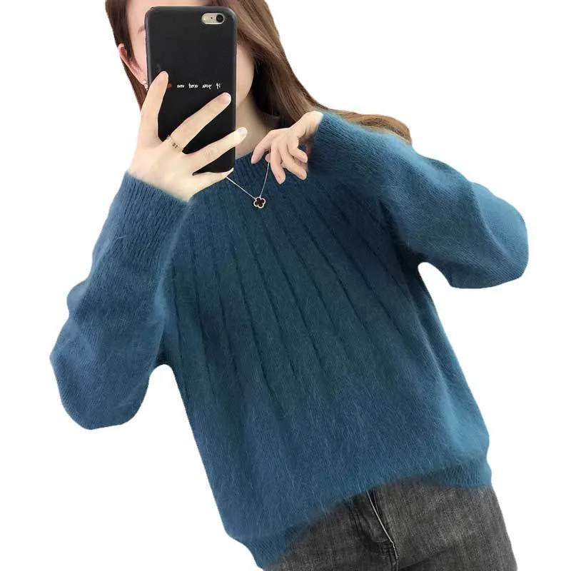 Women - Knitted Sweater - Fluffy & Cozy - Warm Winter Comfort